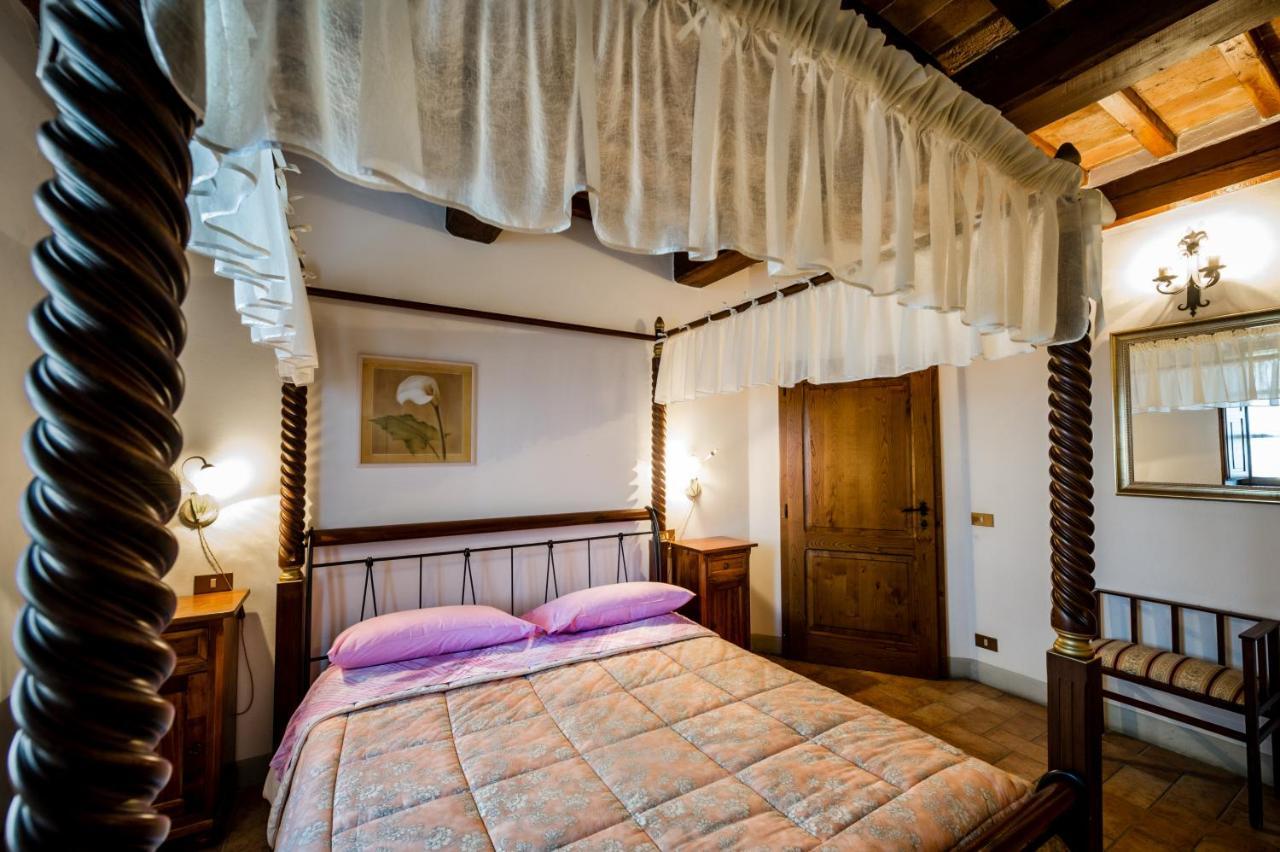 Agriturismo Palazzo Conti A 피엔자 외부 사진