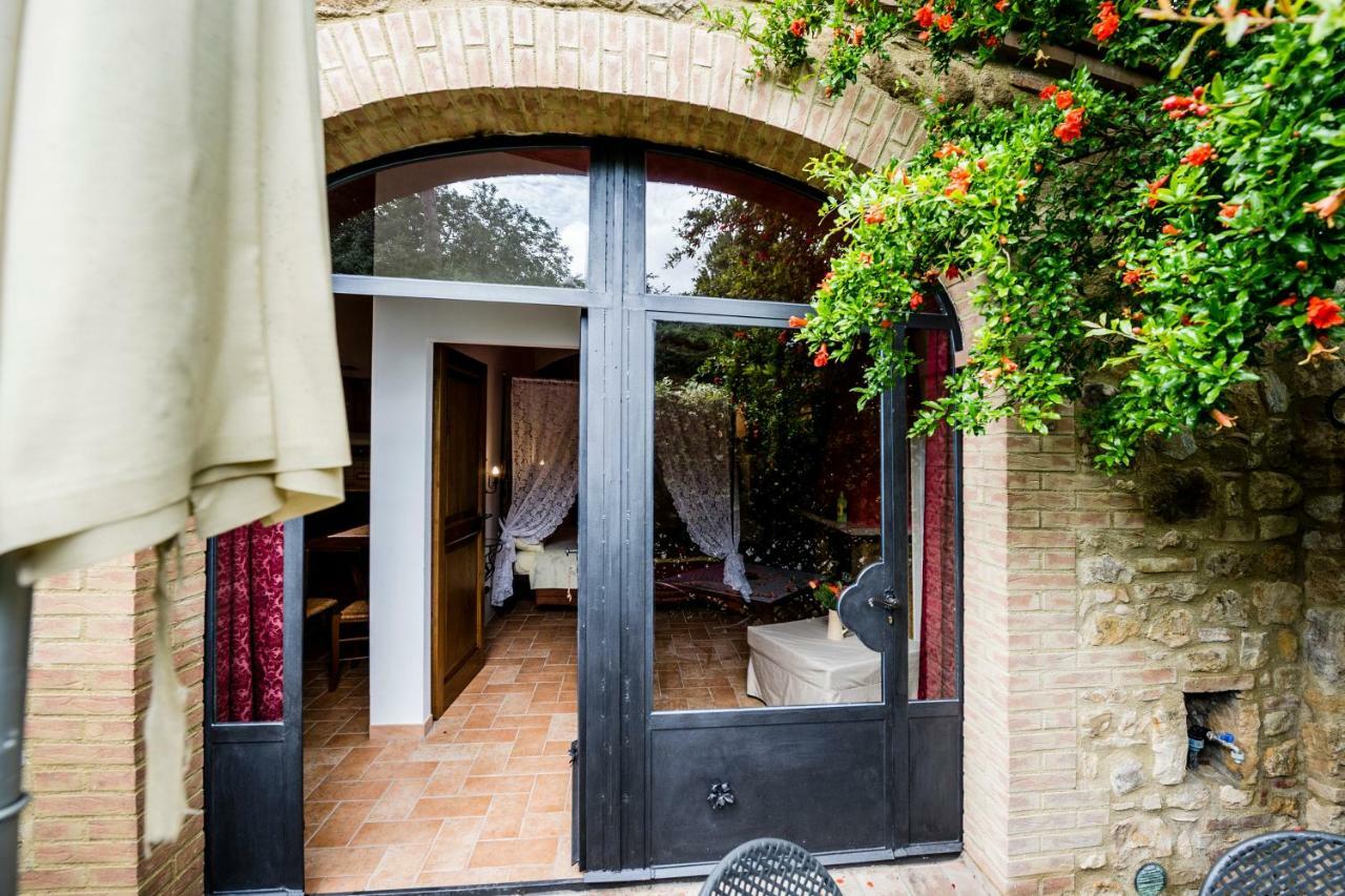 Agriturismo Palazzo Conti A 피엔자 외부 사진