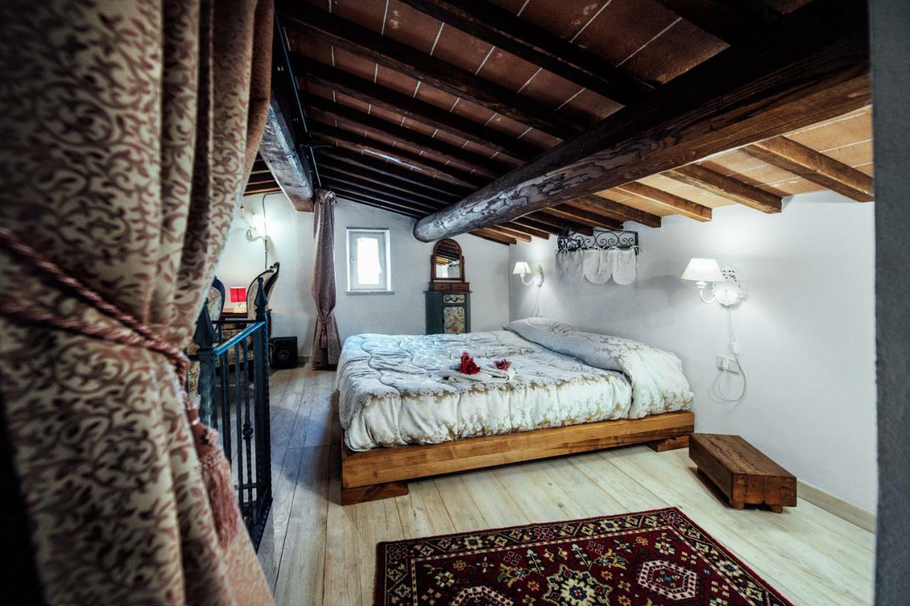 Agriturismo Palazzo Conti A 피엔자 외부 사진